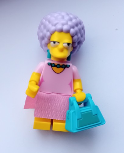 Patty bouvier simpsons lego - patty,