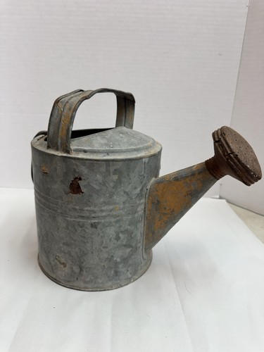 Vtg galvanized steel - galvanized, watering
