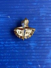 Old Vintage 1951 Festival Of Britain Souvenir Badge 