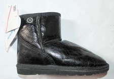 UGG brand new size 6 hand made black leather boots