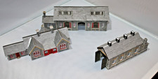 Metcalfe N gauge Settle & Carlisle Station & Goods shed - built