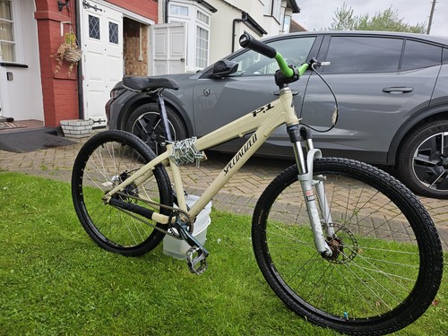 Specialzied 2005 downhill - specialzied,