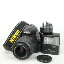 Nikon D D5000 16.2MP DSLR & VR