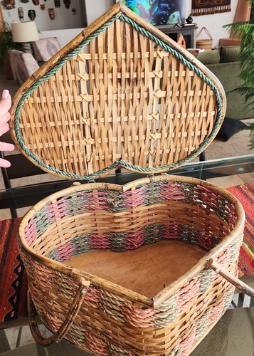 Picnic basket wicker heart - wicker,