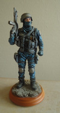 Blue Hats Of Bravery Police "Standing Strong" Figurine Vanmark 1998 Limited