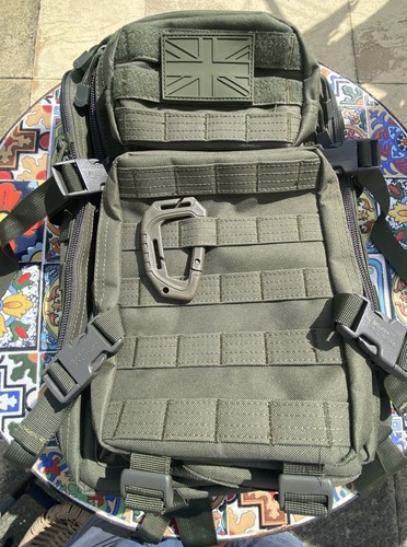 Kombat molle 28l daysack - molle,