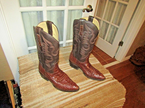 Soto exotic brown gator - exotic, tail