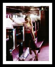 Holly Willoughby Autograph