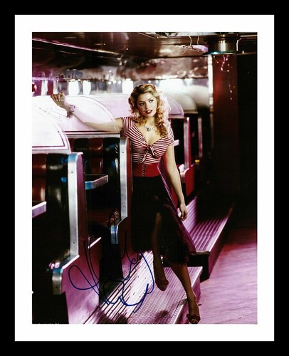 Holly willoughby autograph - willoughby,