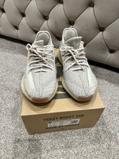 adidas Yeezy Boost 350 V2