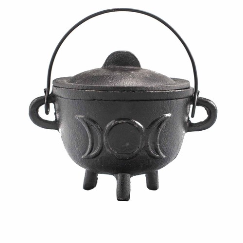 Cast iron cauldron with triple - with,