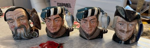 Royal doulton small - small, character