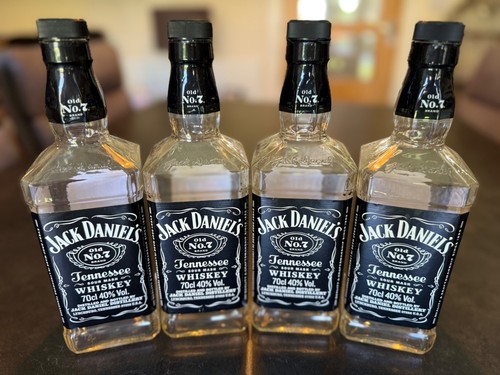 Jack daniels whiskey - x,