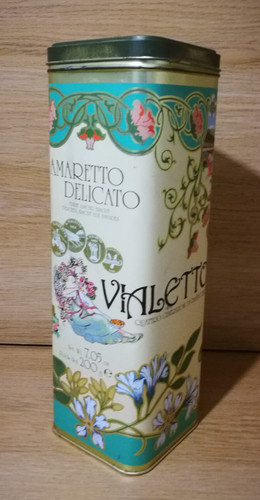 Vintage storage tin vialetto