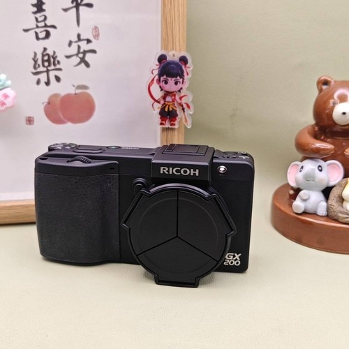 Ricoh caplio gx200 mp 3x - caplio,