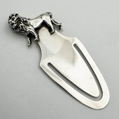 Modern novelty lion bookmark - lion,