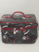 Lulu Guinness makeup wash