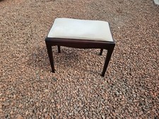 Stag Minstrel Dressing Table
