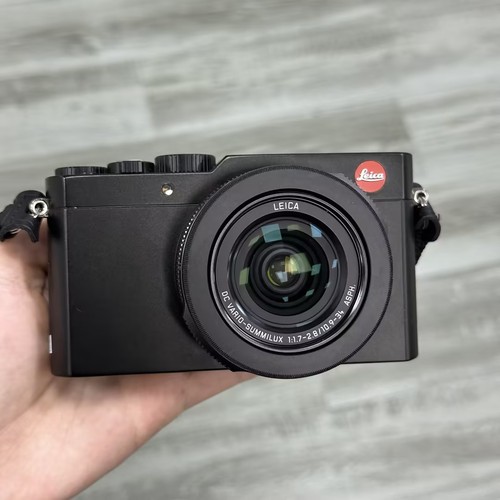 Leica lux 12 8mp - (typ, 109)