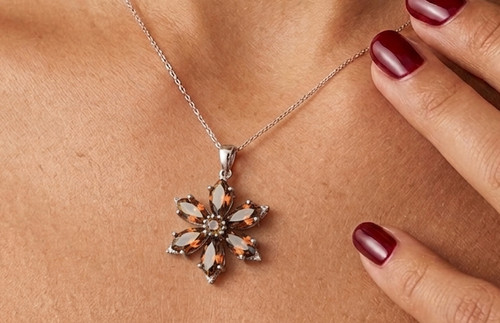 Turkish diaspore sultanit - diaspore,