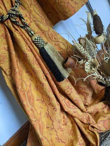 French madura single - french, curtain