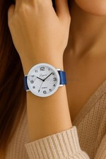 Women's Quartz Watch White Round Face Leather Strap Casual Fashion Gift