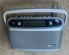 Roberts R9928 Classic FM