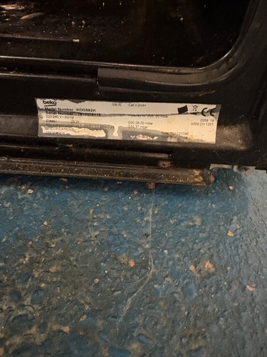 Free standing gas cooker - standing,