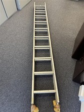 Metal Extension Ladder – 5.6m (2 Sections) – Collection Only