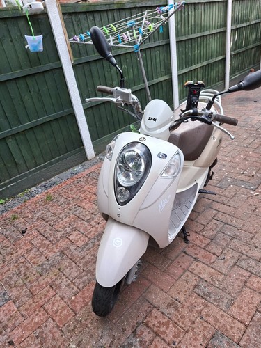 Sym mio 49cc - moped, scooter