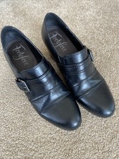 Footglove Black Heeled Leather