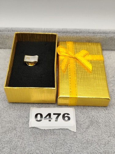 Gold silver tone metal - gold,