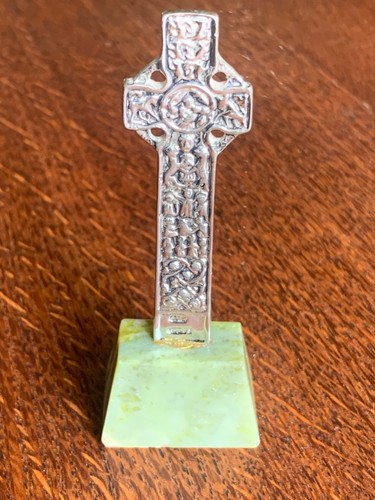 Iona martin cross - st.,