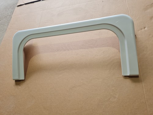 Under door trim roller team - trim,