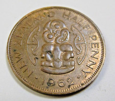 1962 Half Penny New Zealand QEII Royal Mint "Hei-tiki"   -