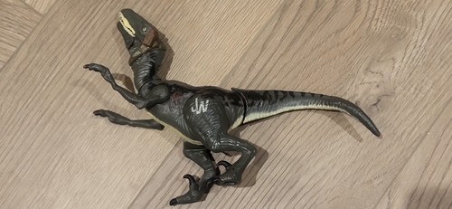 Jurassic world velocitaptor - world,