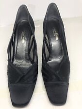 Gordon Scott Of London Black Court Shoes Size 5UK (B17)