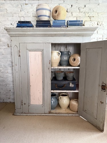 Victorian distressed painted - distressed,