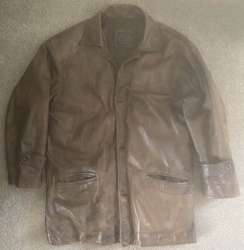 Wallace sacks men - wallace, brown