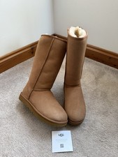 GENUINE UGG BOOTS W CLASSIC