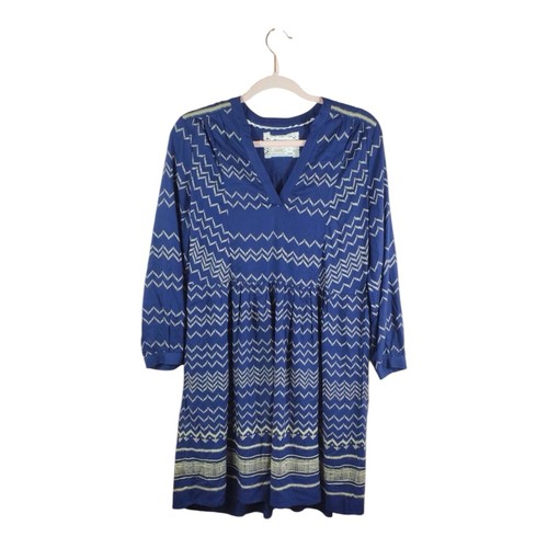 Anthropologie size holding - size,