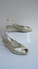 Shoes gold sandals - shoes,