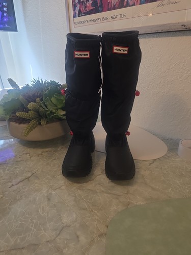 Hunter wanderer tall - tall, snow