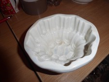 Collectors Vintage  white  jelly mould in ceramic