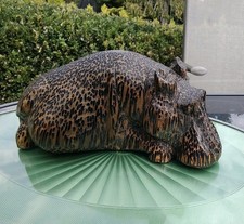 SOLID HAND CARVED COCONUT WOOD FIGURE OF A HIPPOPOTAMUSES-UNUSUAL