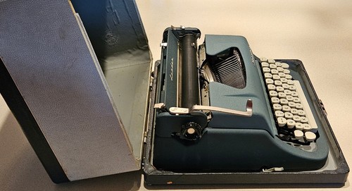Vintage 1950s underwood - vintage,