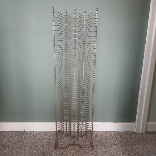 Vintage metal wire tower - metal, cd