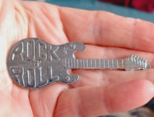 Vintage Rock & Roll Electric Guitar Collectible BADGE Lapel Pin Signed POKER