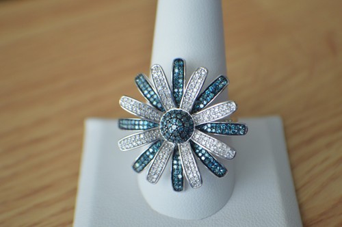 50ct blue white - blue, /