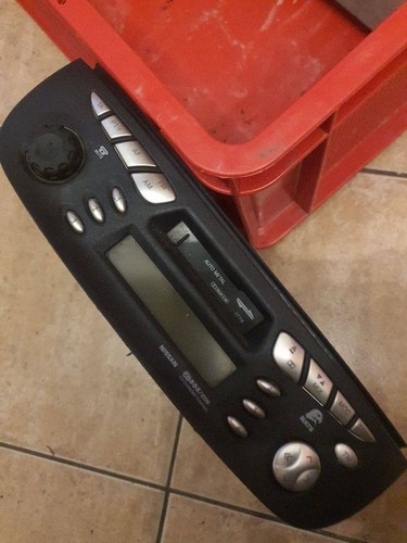 Nissan almera tino 2000 radio - almera,